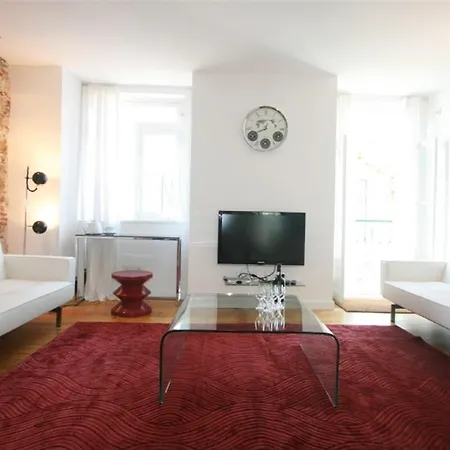 公寓 Sparkling 4 Bedroom In *